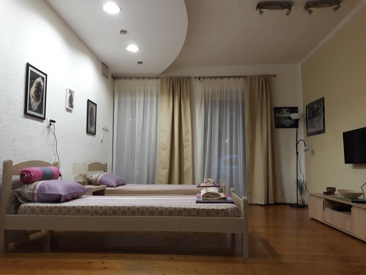 Apartman Centar 采蒂涅 外观 照片